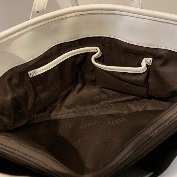 VNTG COACH LEGACY WEST CLASSIC SHOPPER WHITE LEATHER 9813 SILVER HARDWARE RARE - Picture 11 of 14